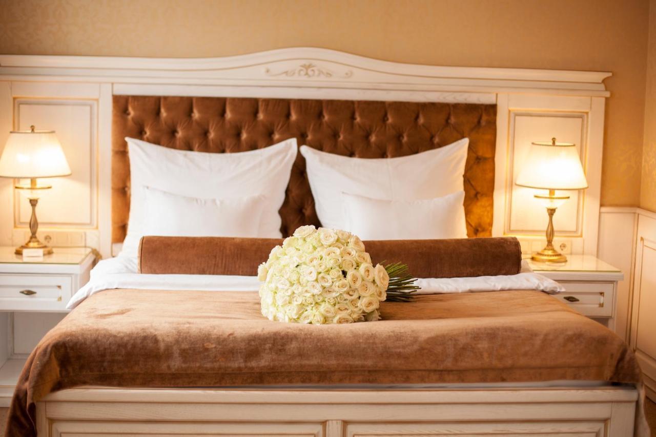 Nadiya Hotel Ivano-Frankivsk Ngoại thất bức ảnh