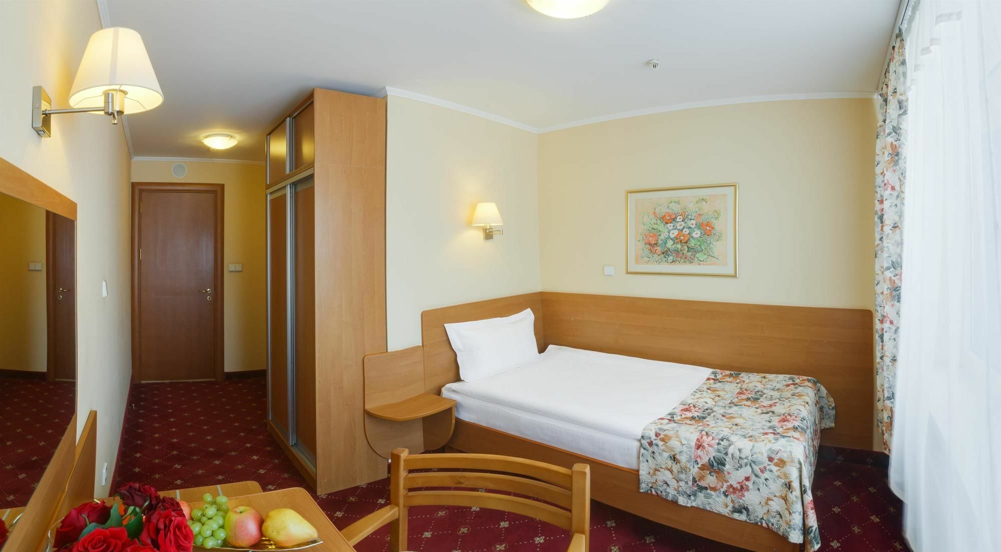 Nadiya Hotel Ivano-Frankivsk Ngoại thất bức ảnh