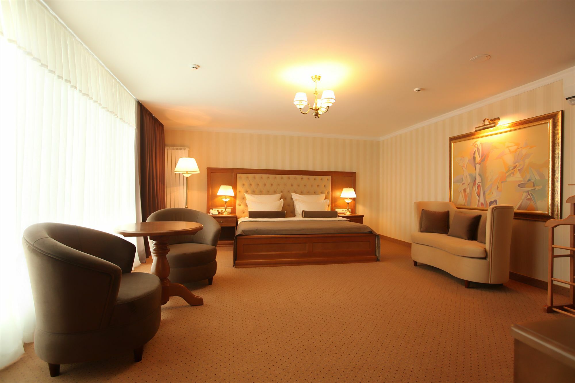 Nadiya Hotel Ivano-Frankivsk Ngoại thất bức ảnh